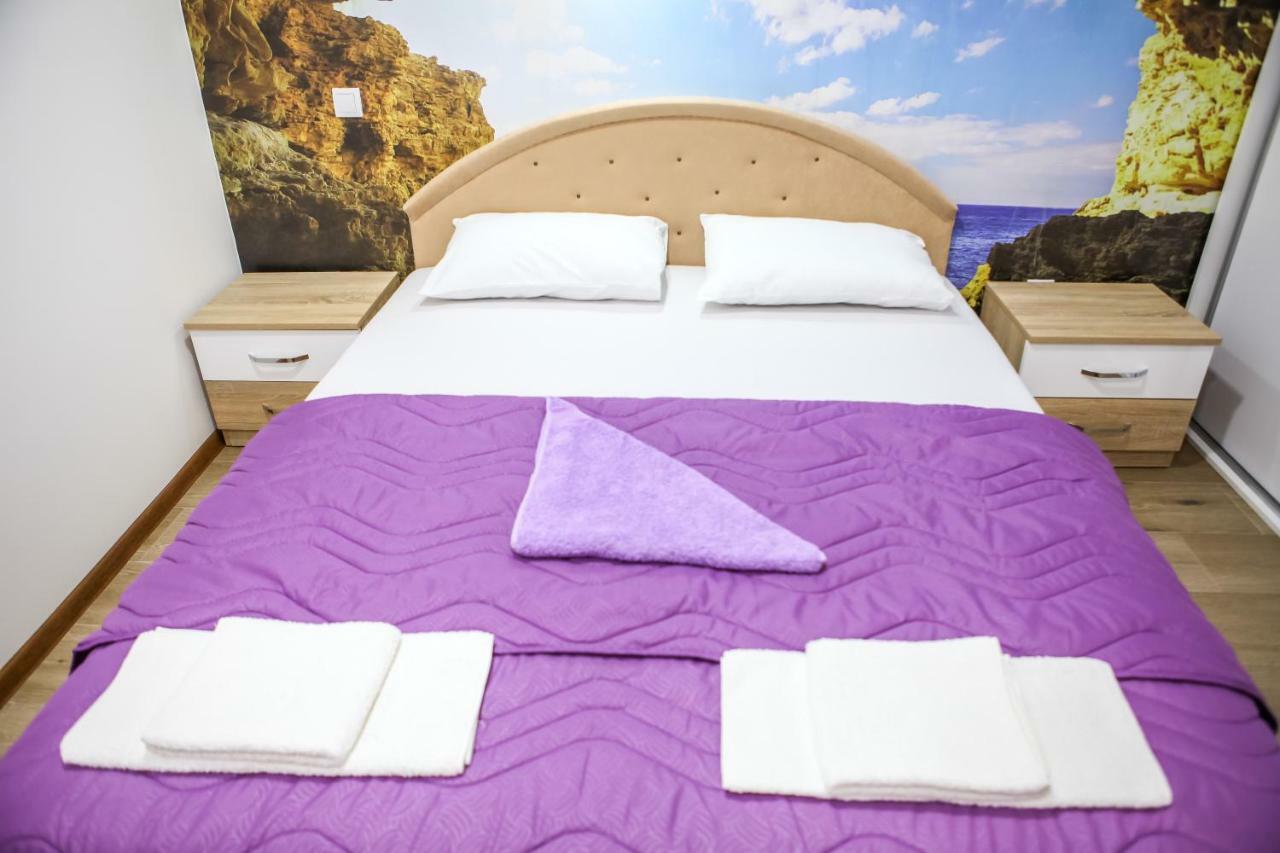 Apartman Kaca 采蒂涅 外观 照片