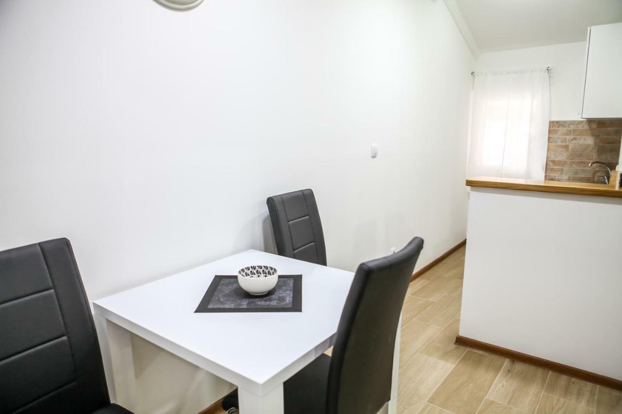 Apartman Kaca 采蒂涅 外观 照片