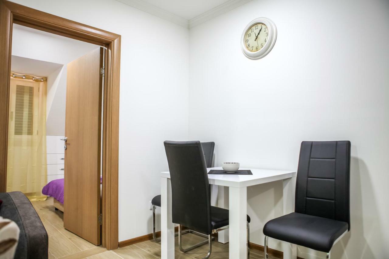 Apartman Kaca 采蒂涅 外观 照片